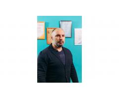 Ведет прием знаменитый Хиромант-Хиролог